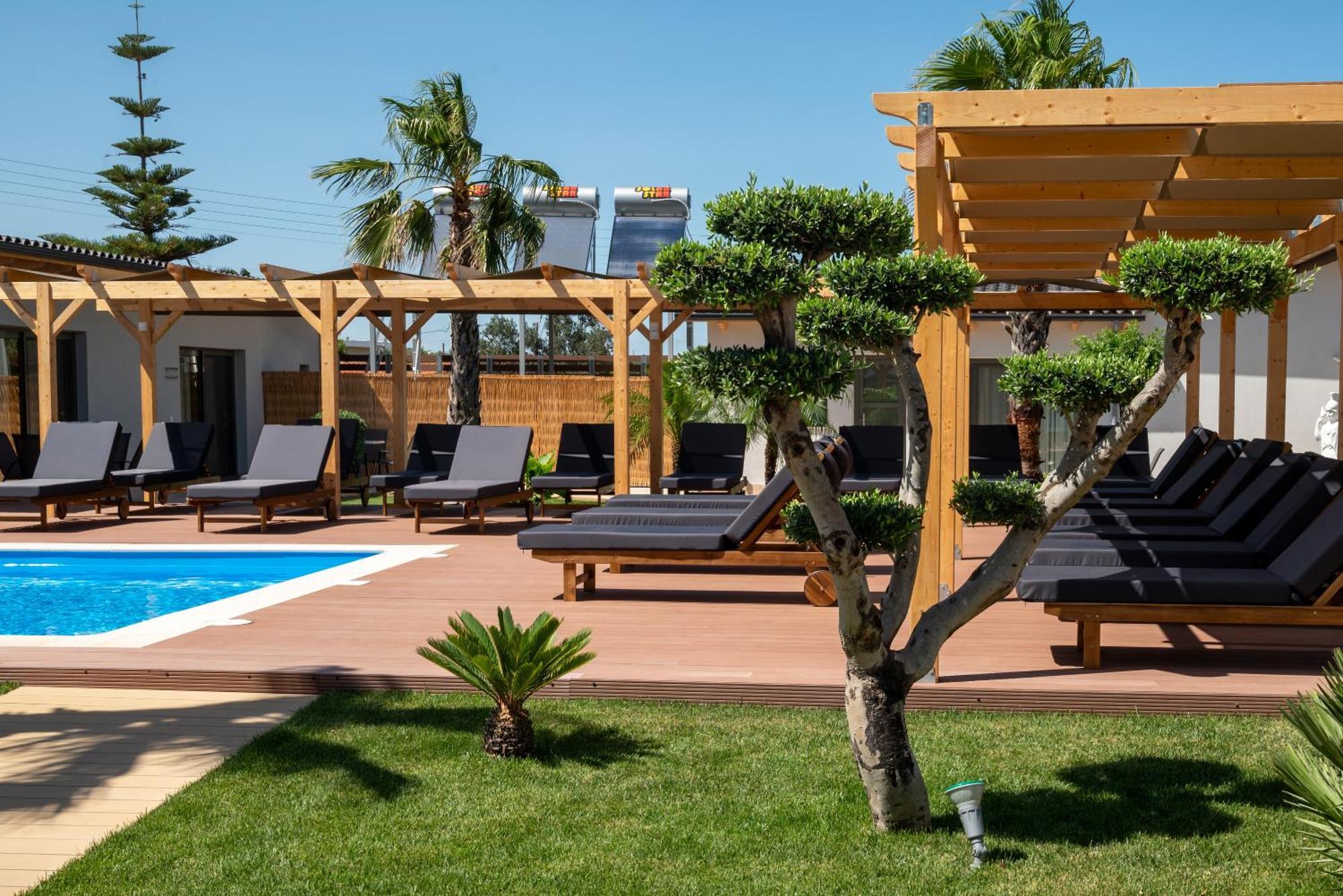 Paradise Apartment