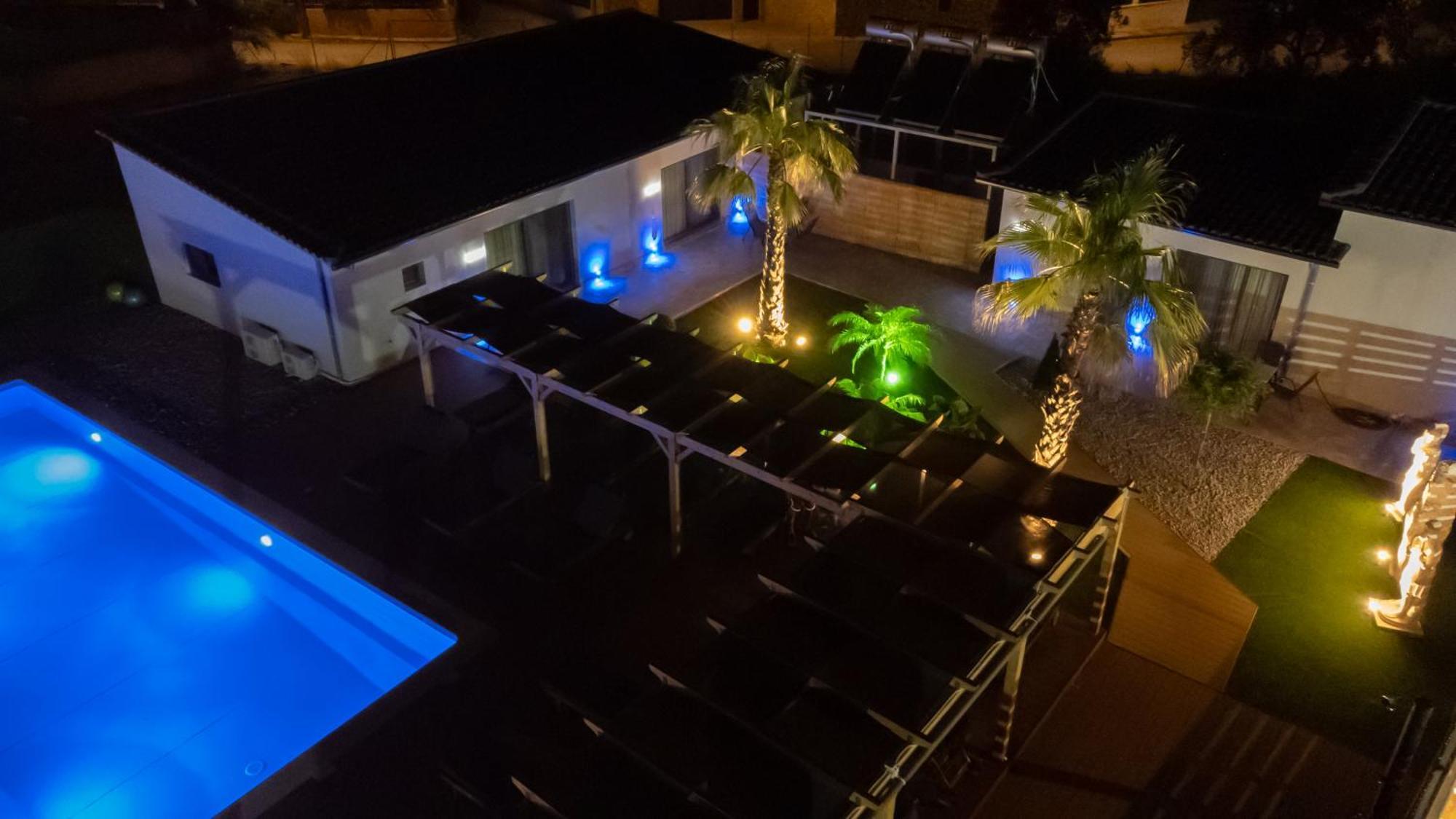 Paradise Apartment *